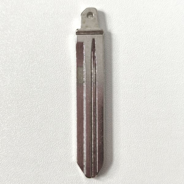 #110 Key Blade for KIA K3  -  Pack of 10 - Image 2