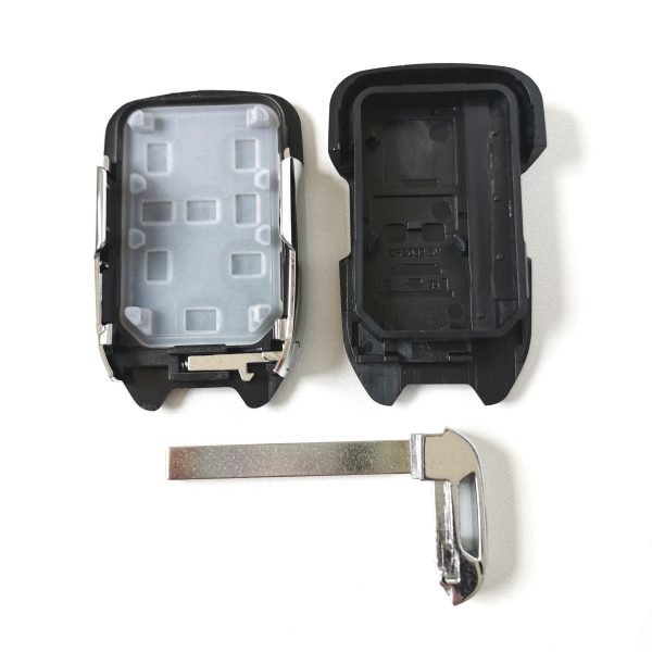 2015 - 2020 Chevrolet GMC Smart Key Shell 3B Compatible with FCC# HYQ1AA - Pack of 5 - Image 3