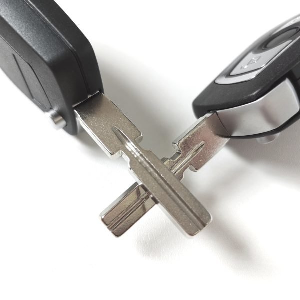 EWS Modified Flip Remote Key 4 Button 315MHZ With PCF7935AA ID44 Chip for BMW HU58 Blade - Image 4