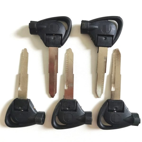 Key Shell with Left Blade for Yamaha Motorcycle - Pack of 5 - Image 6