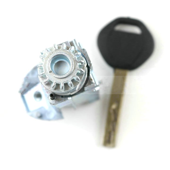 New BMW F series left door lock cylinder New BMW X3 car lock cylinder Driver's door lock with car key - Image 3