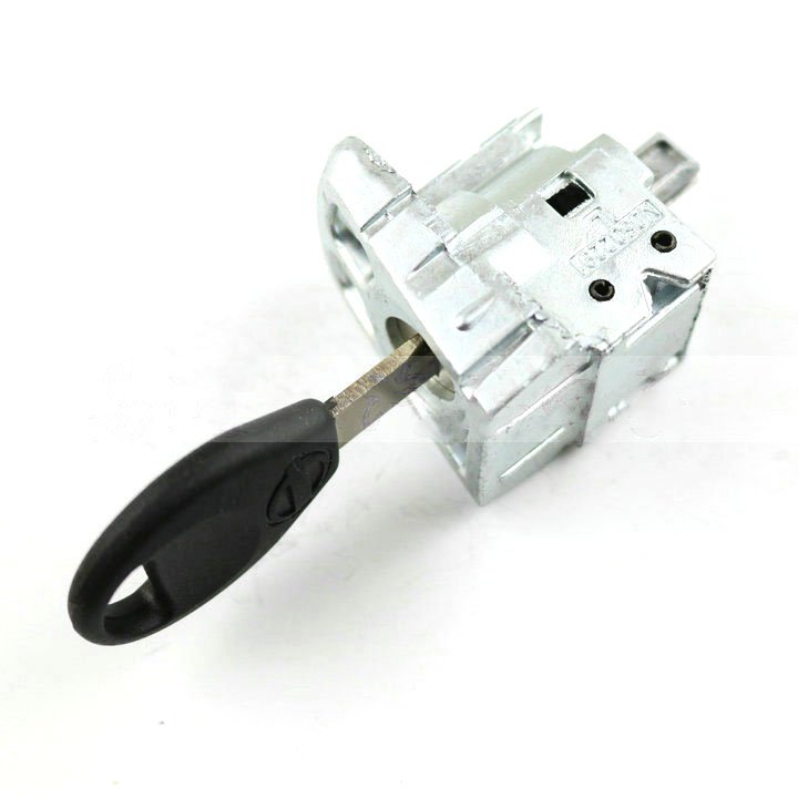 Nissan Qashqai Left Door Lock - car door lock car lock cylinder car full car lock central control lock - Image 4