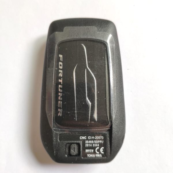 Original 4  Buttons Smart key for Toyota with 8A Chip - BM1EW - Image 3