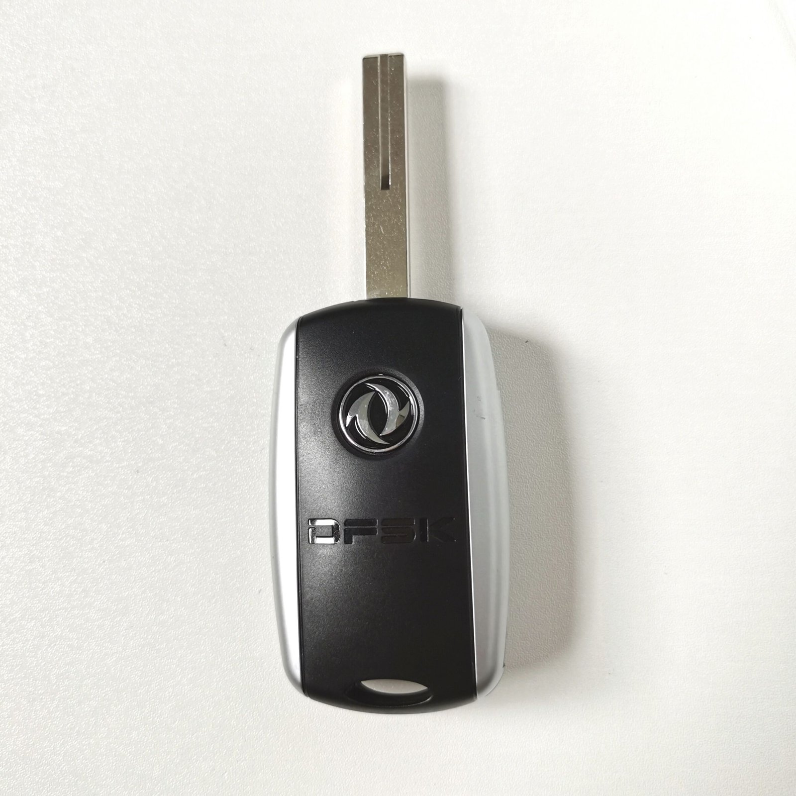 Original 434 MHz 3 Buttons Flip Remote Key for Dong Feng 560 - with 47 Chip - Image 2