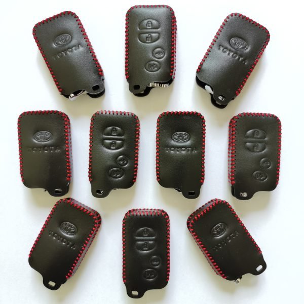 ( Pack of 10 ) High Quality Leather Key Case for Toyota Carrora Camry Crown Levin Rav4 Reiz Highlander - Image 4