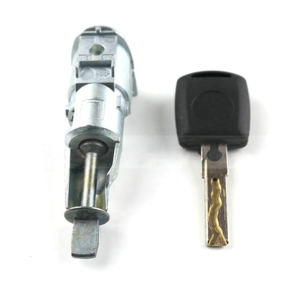 Skoda Octavia Hao Rui left front door lock central control car driving door door lock car full car lock - Image 3