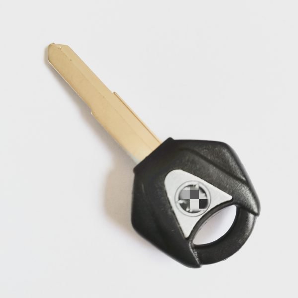 Transponder Key Shell with Right Blade for Yamaha Motorcycle - Pack of 5 - Image 2