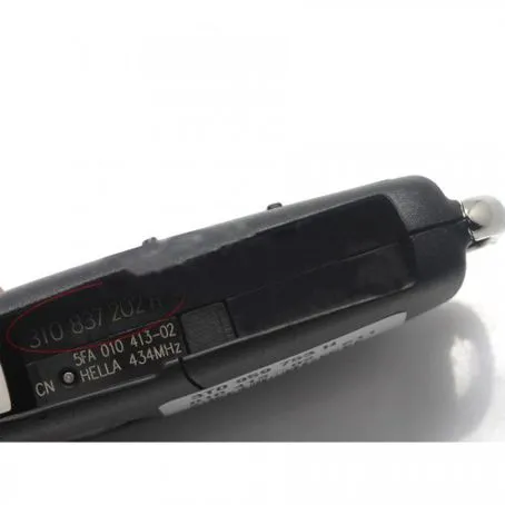 Smart Remote Key 3 Buttons 434MHZ Type::3T0 837 202 H for Skoda - Image 3